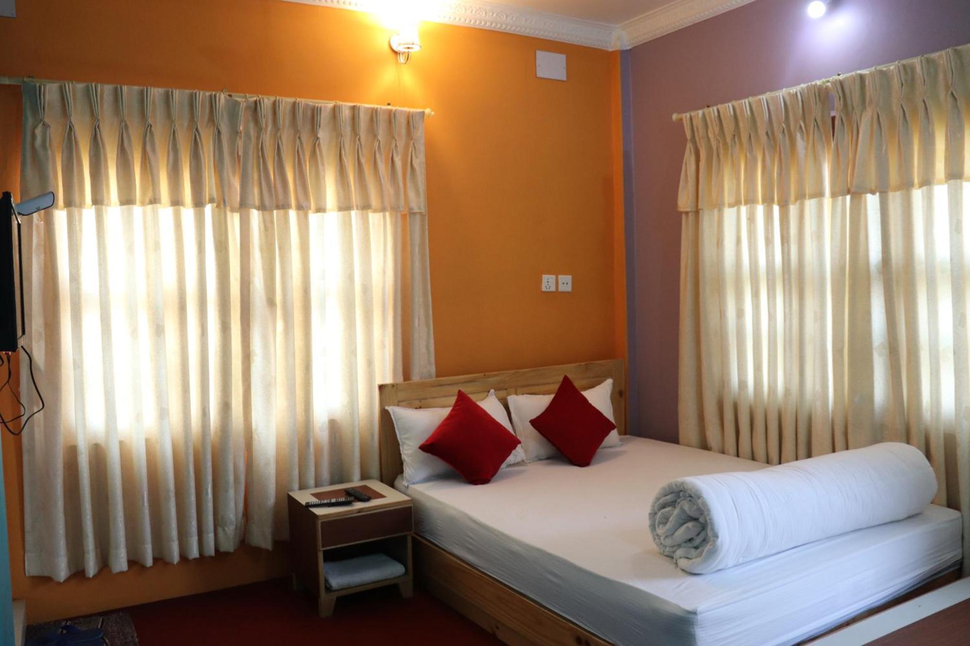 Hotel Young'S Stupa Ranipauwa Zewnętrze zdjęcie