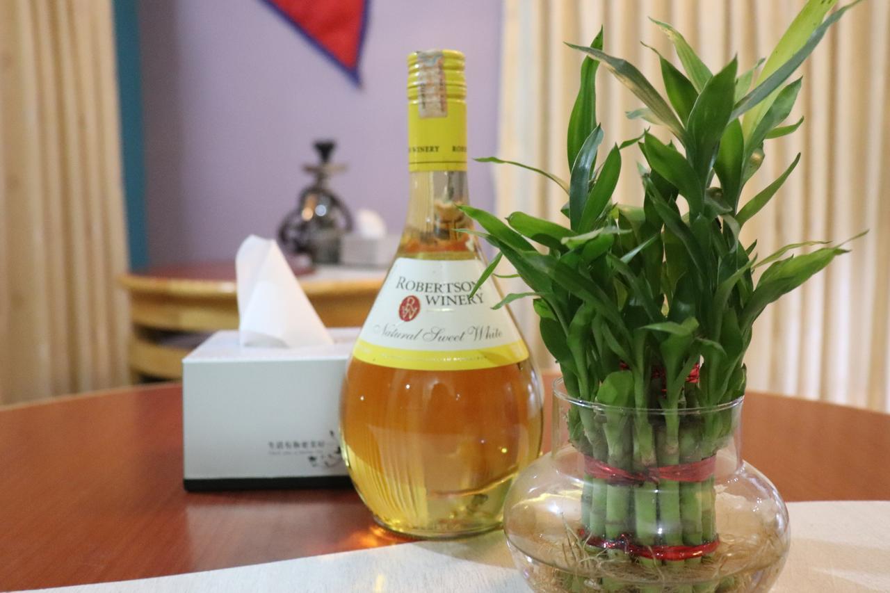 Hotel Young'S Stupa Ranipauwa Zewnętrze zdjęcie